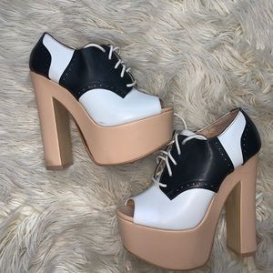 Cute high heels with a thick base